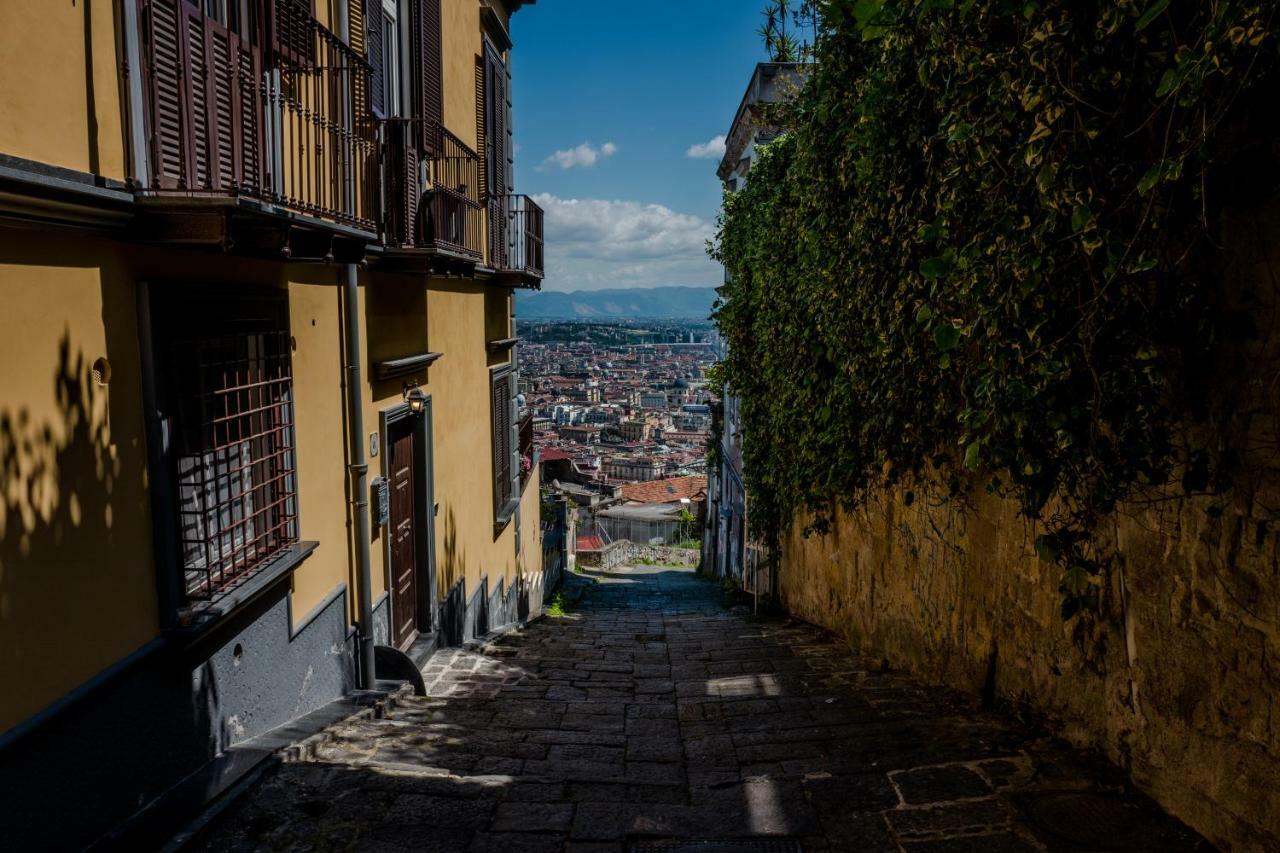 Art Suite Nel Cuore Di Napoli Extérieur photo